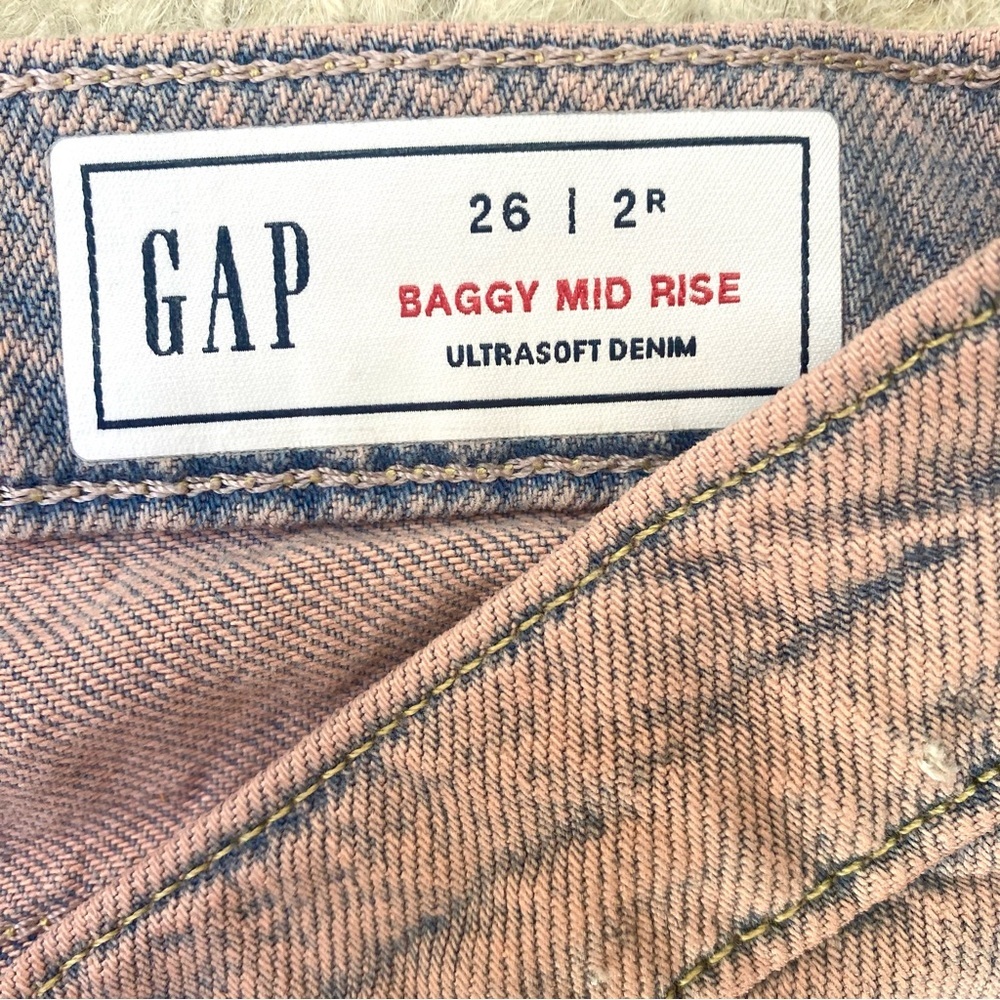 GAP Baggy Mid Rise Ultrasoft Jeans in Cloud Wash, Sz 26 Reg NWOT - Picture 3 of 9